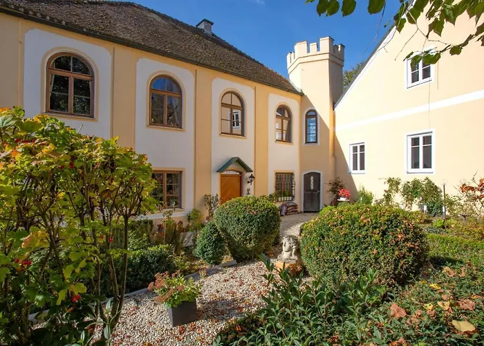 Schloss - Schenke Tunzenberg
